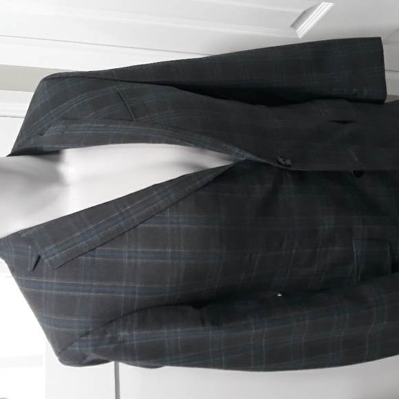Ted Baker London grey wool sportcoat with turquoise stripes. Purple lining. 36R